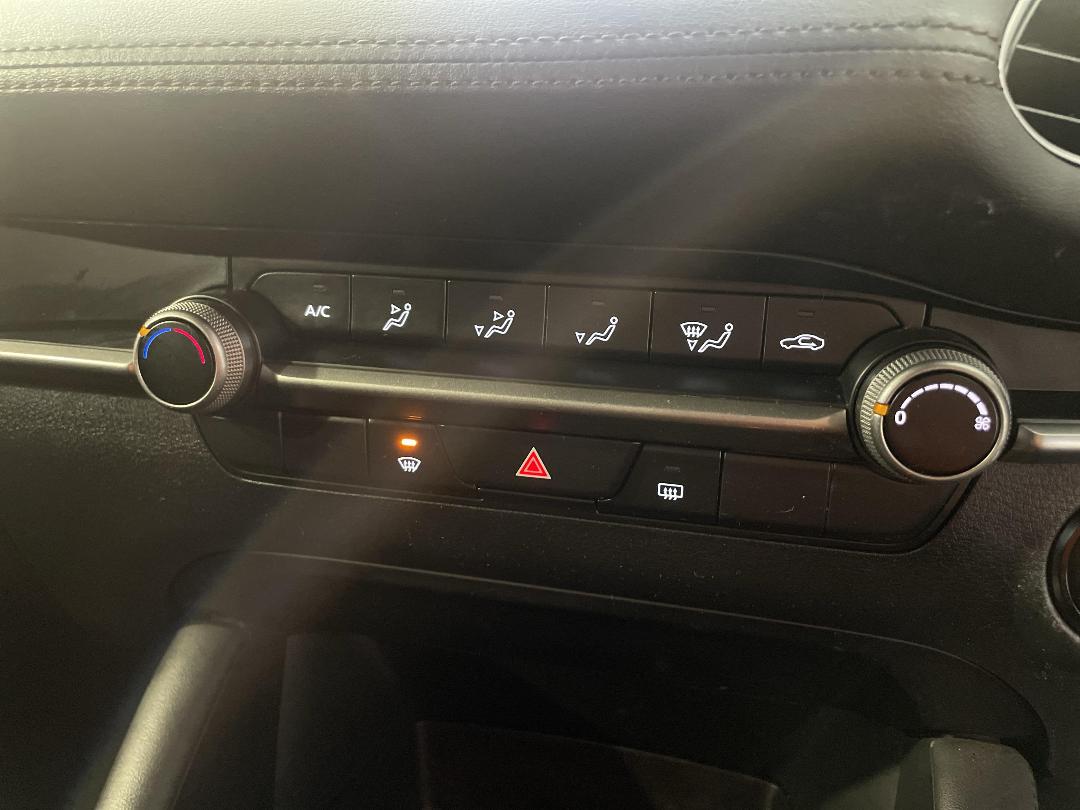 Photo '31' of Mazda Mazda3