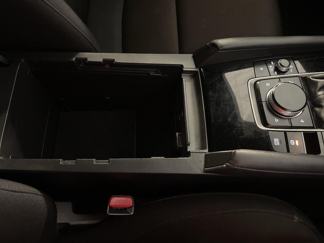 Photo '33' of Mazda Mazda3