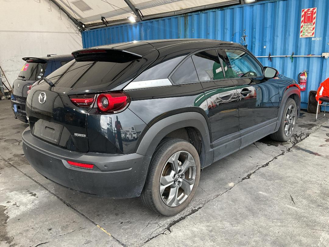 Photo '6' of Mazda MX-30 Limited