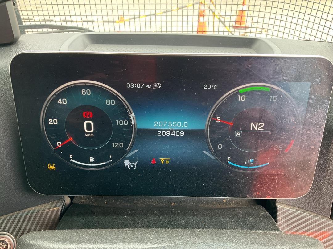 Photo '16' of Mercedes-Benz Acros 5 3258 8X4 Tipper