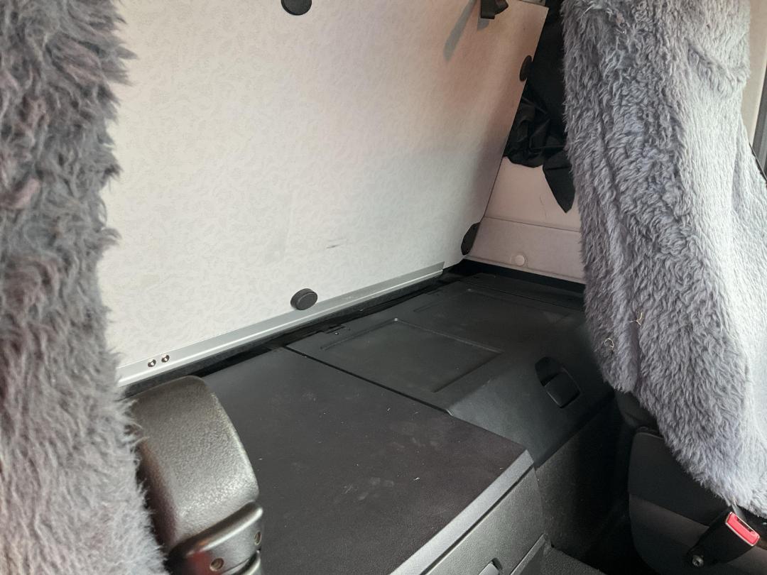 Photo '27' of Mercedes-Benz Acros 5 3258 8X4 Tipper