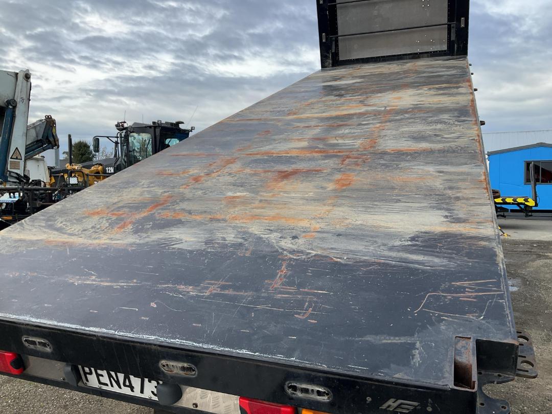 Photo '31' of Mercedes-Benz Acros 5 3258 8X4 Tipper