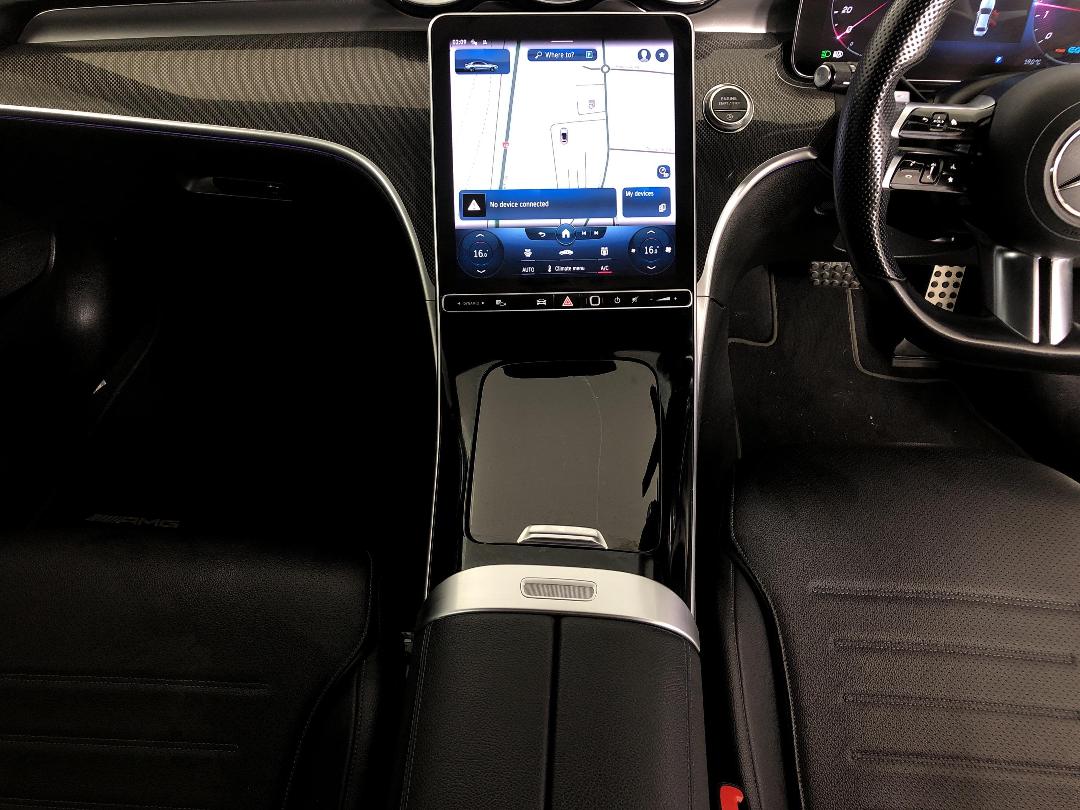 Photo '18' of Mercedes-Benz C-Class