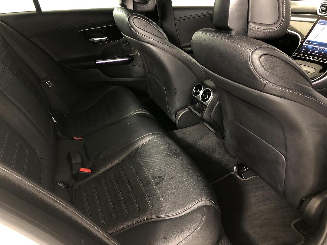 Photo '20' of Mercedes-Benz C-Class