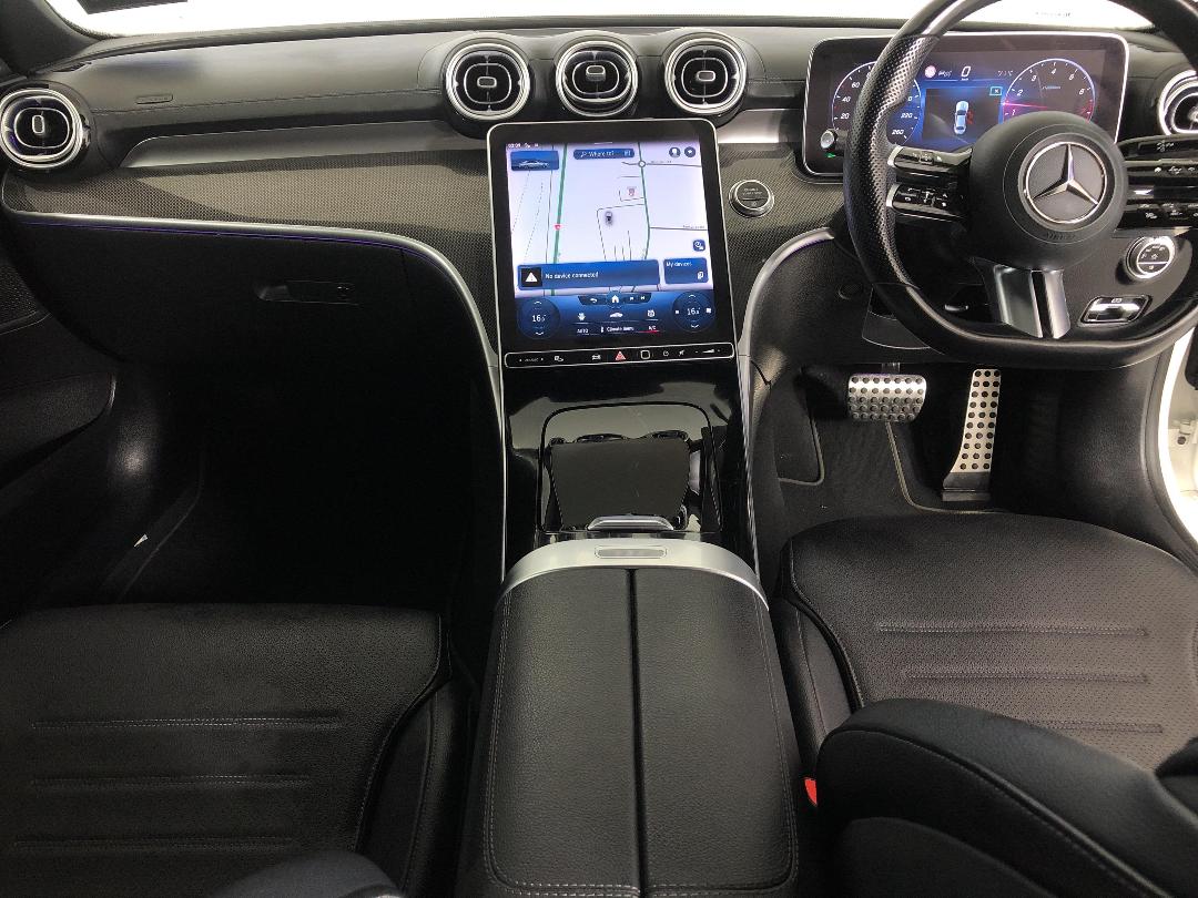 Photo '17' of Mercedes-Benz C-Class