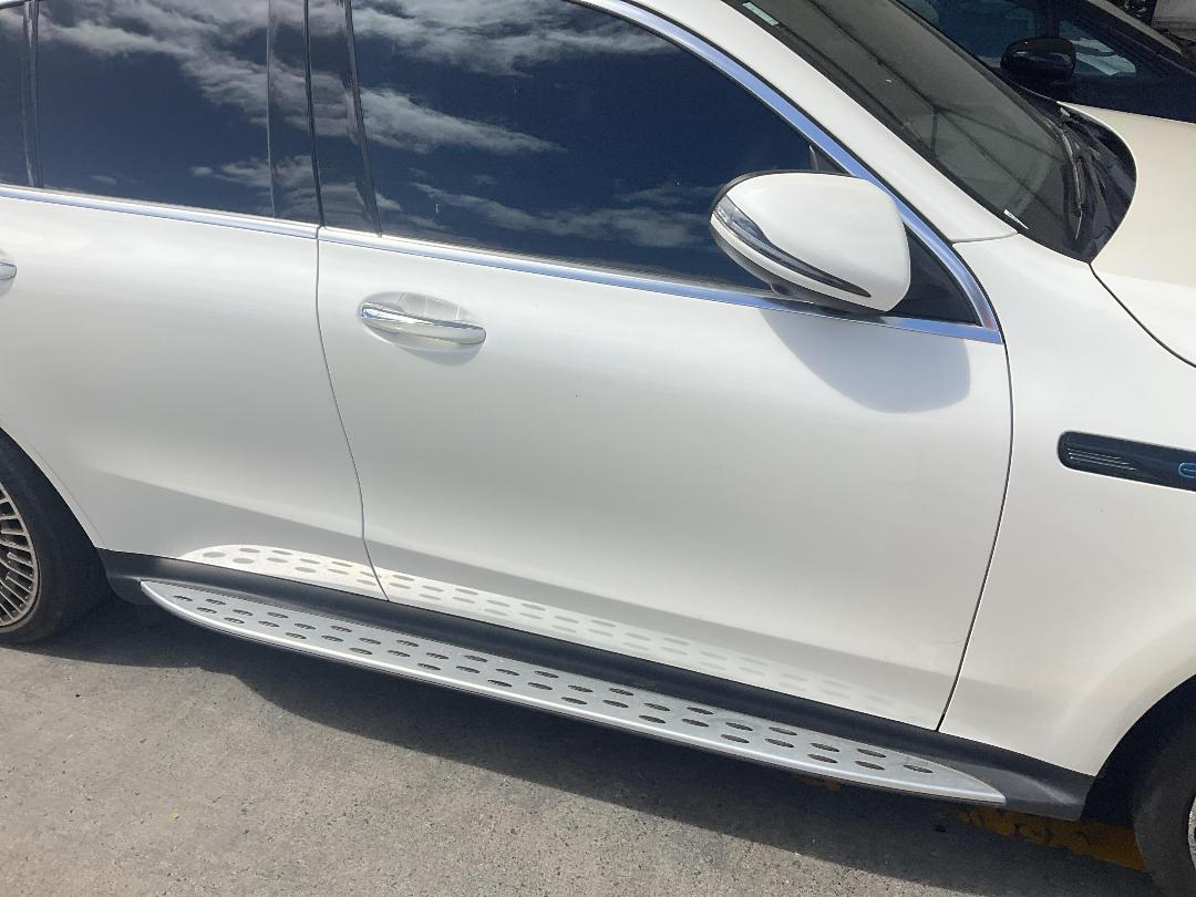 Photo '8' of Mercedes-Benz EQC 400 4Matic Sport Photo '8' of Mercedes-Benz EQC 400 4Matic Sport