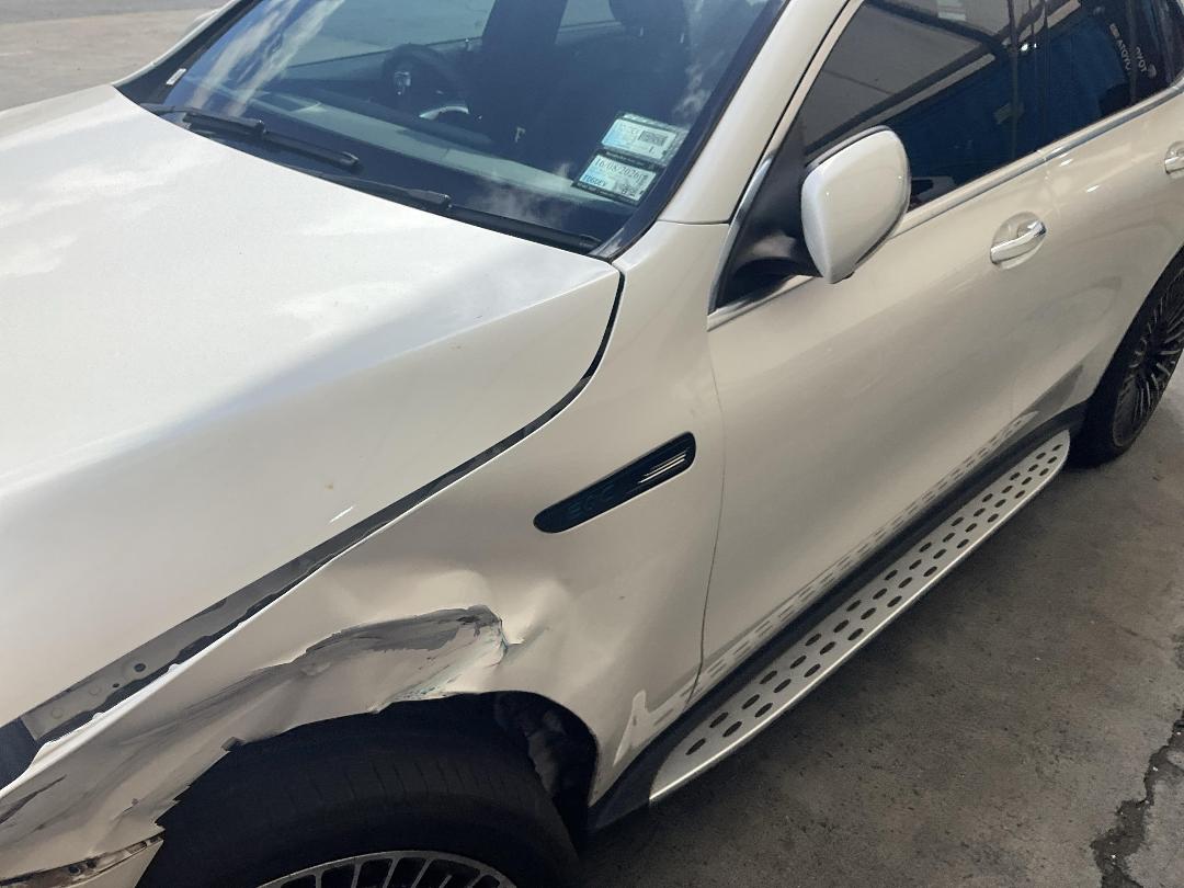 Photo '10' of Mercedes-Benz EQC 400 4Matic Sport Photo '10' of Mercedes-Benz EQC 400 4Matic Sport