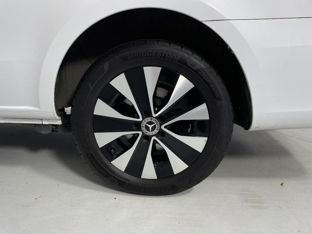 Photo '11' of Mercedes-Benz Vito Photo '11' of Mercedes-Benz Vito