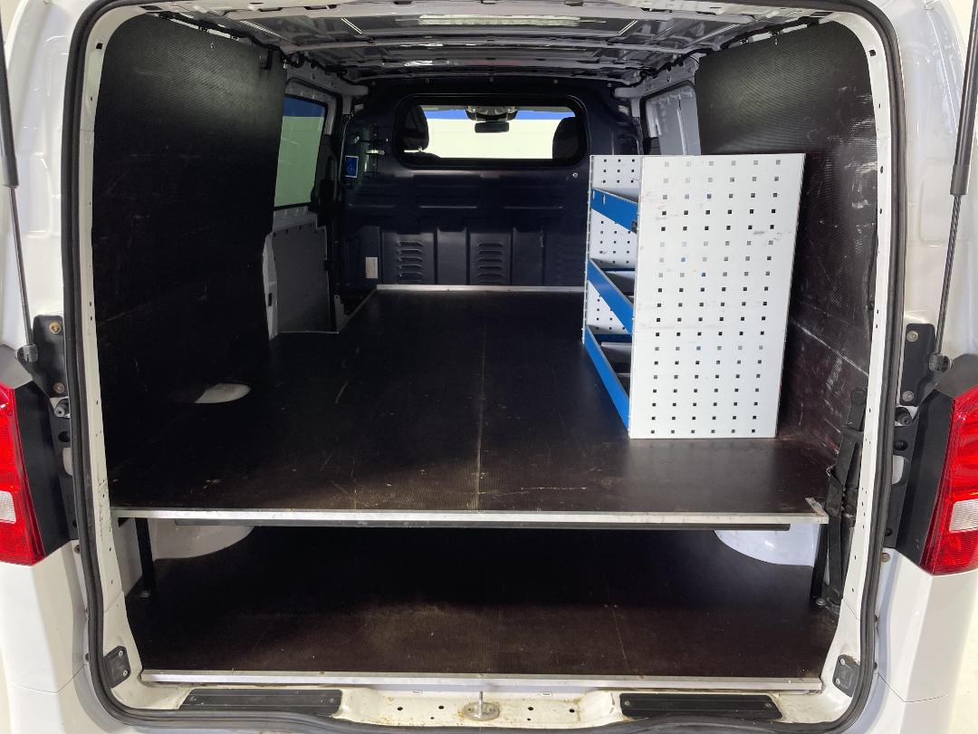 Photo '14' of Mercedes-Benz Vito Photo '14' of Mercedes-Benz Vito