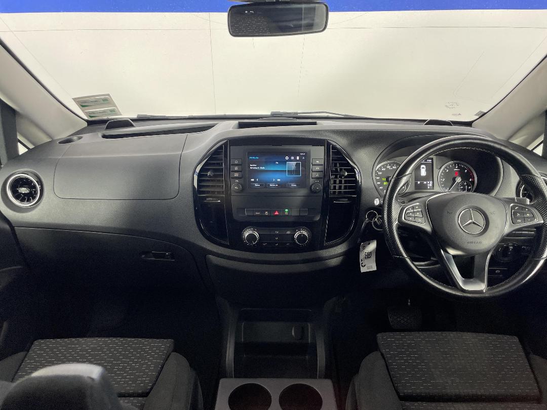 Photo '17' of Mercedes-Benz Vito Photo '17' of Mercedes-Benz Vito