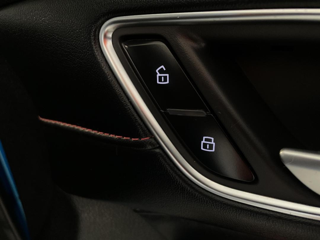 Photo '24' of MG HS Photo '24' of MG HS