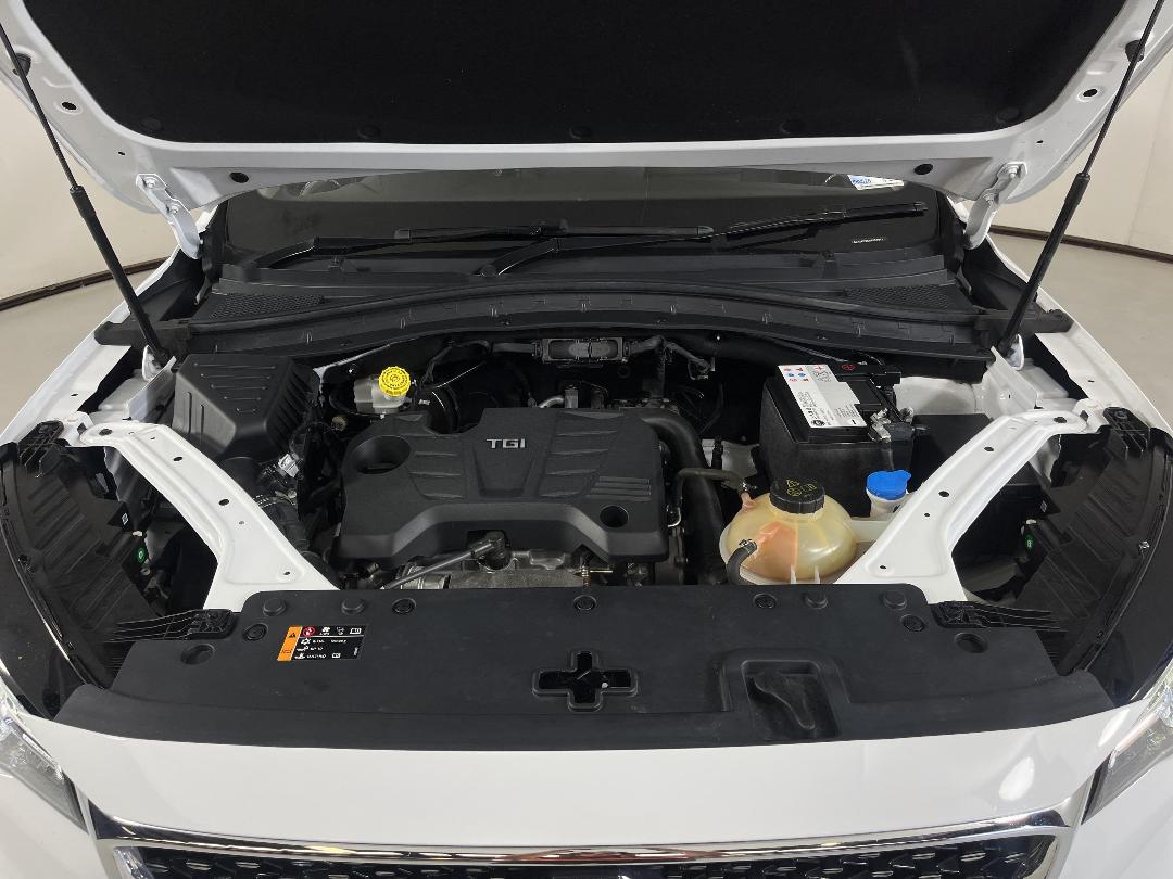 Photo '13' of MG HS Photo '13' of MG HS