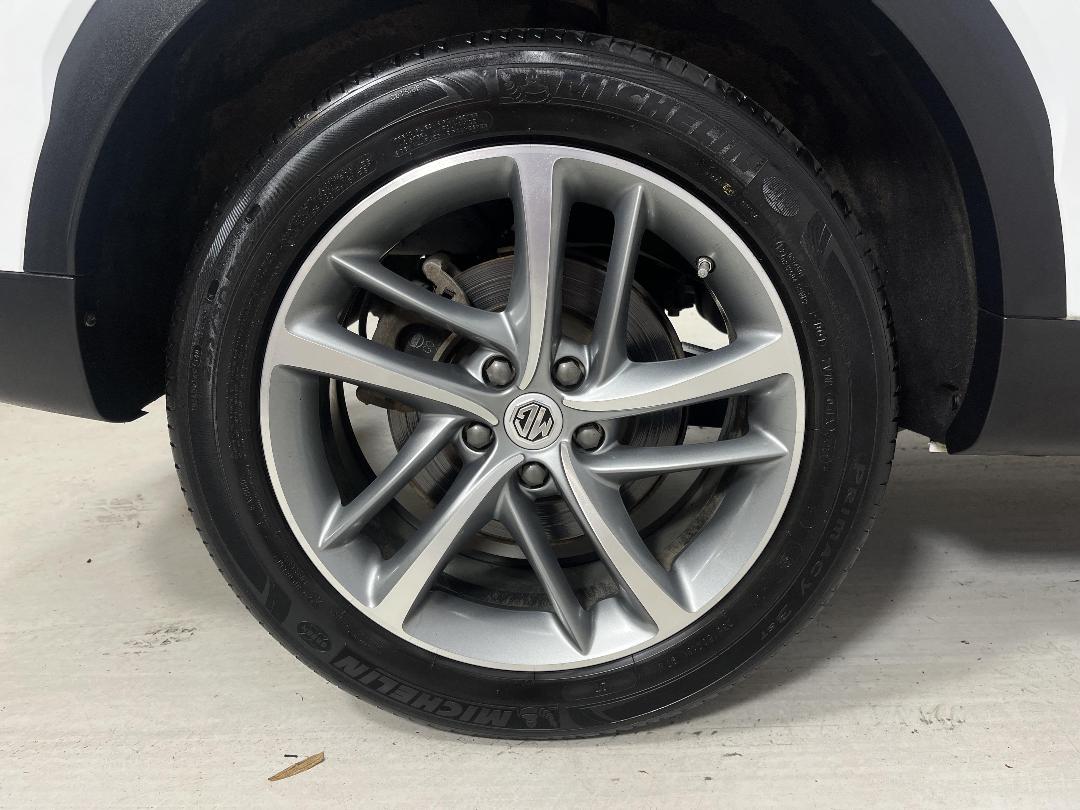 Photo '12' of MG HS Photo '12' of MG HS