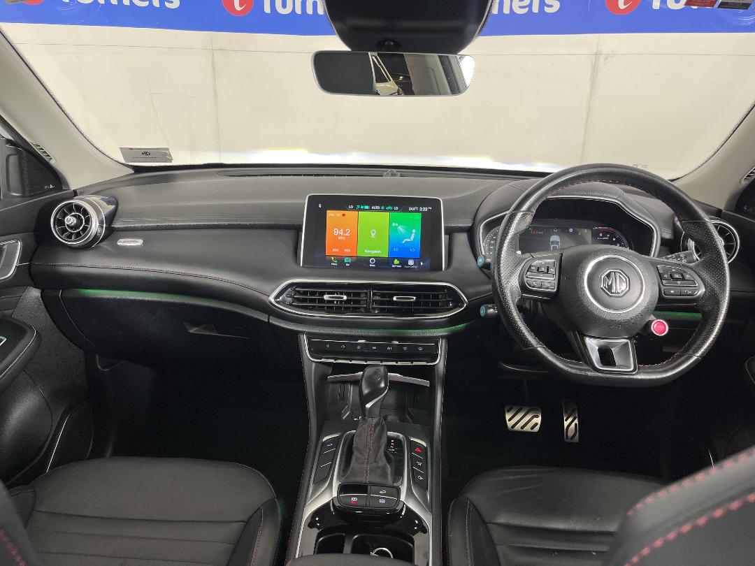 Photo '17' of MG HS Photo '17' of MG HS