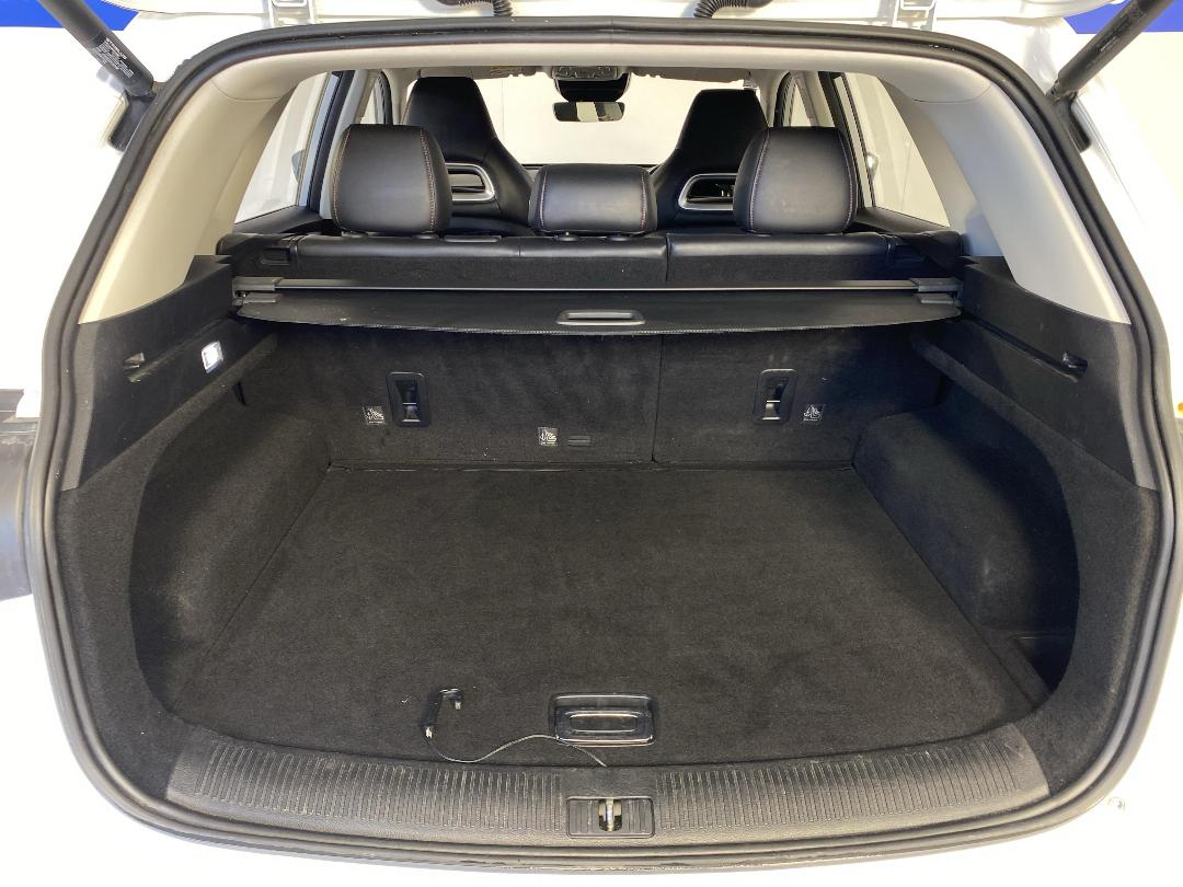 Photo '14' of MG HS Photo '14' of MG HS