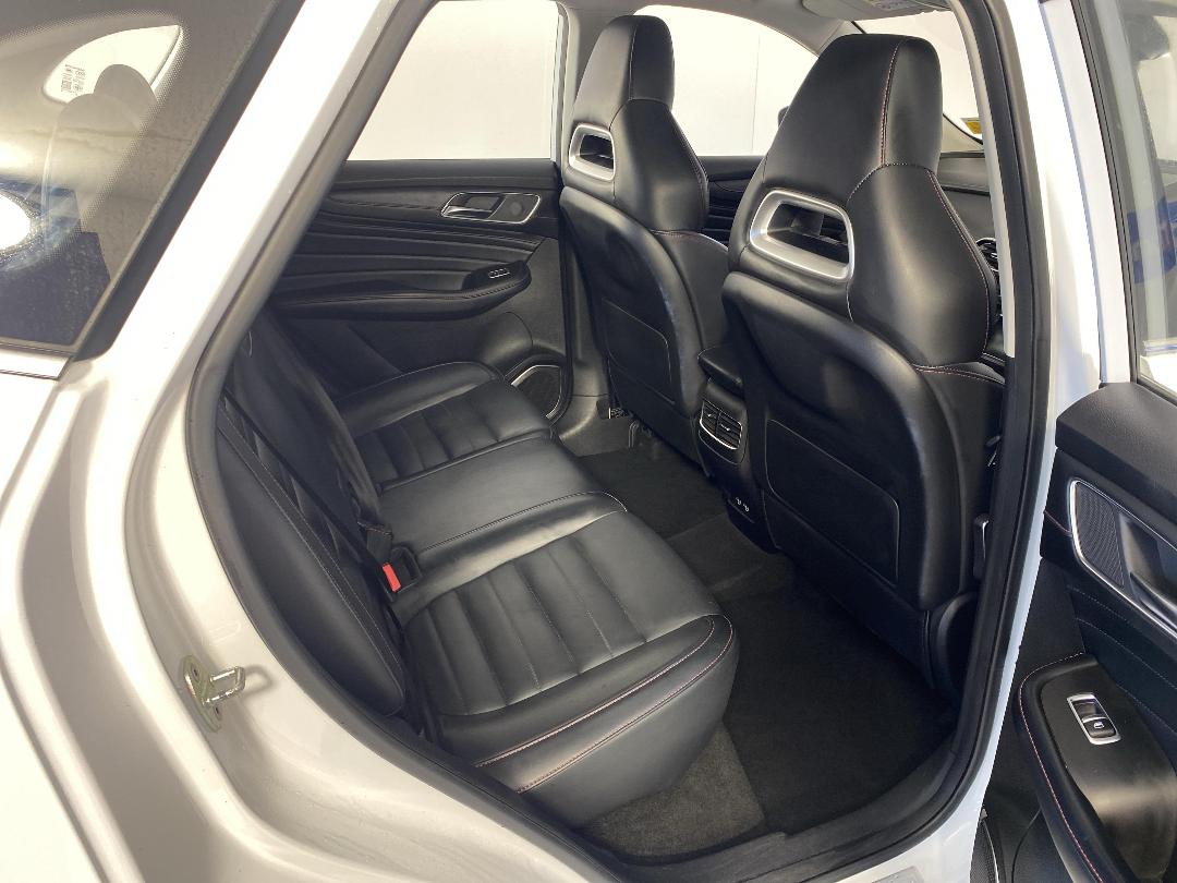 Photo '20' of MG HS Photo '20' of MG HS