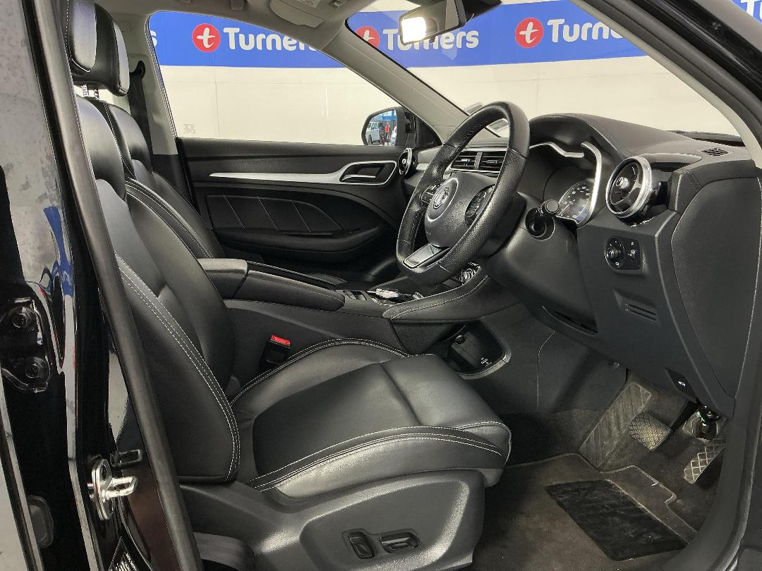 Photo '16' of MG ZS Photo '16' of MG ZS