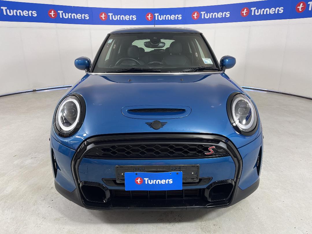 Photo '2' of Mini Hatch