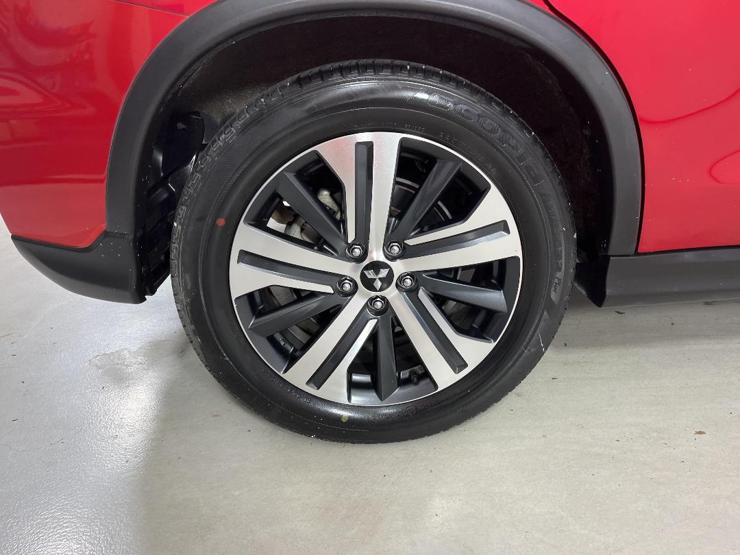 Photo '12' of Mitsubishi ASX