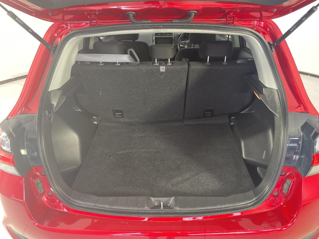 Photo '14' of Mitsubishi ASX