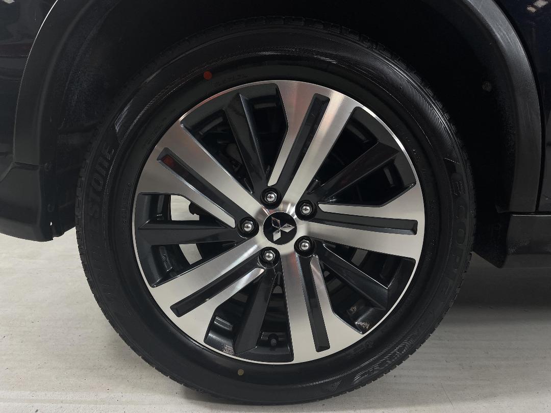 Photo '12' of Mitsubishi ASX