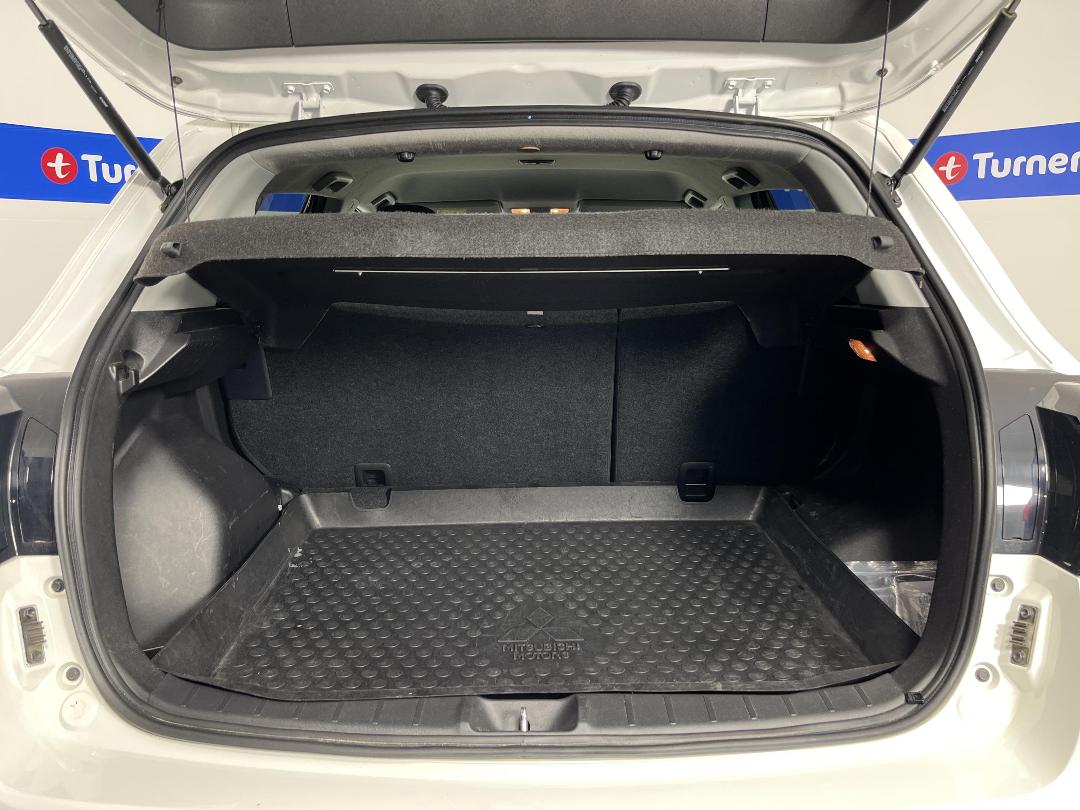 Photo '14' of Mitsubishi ASX