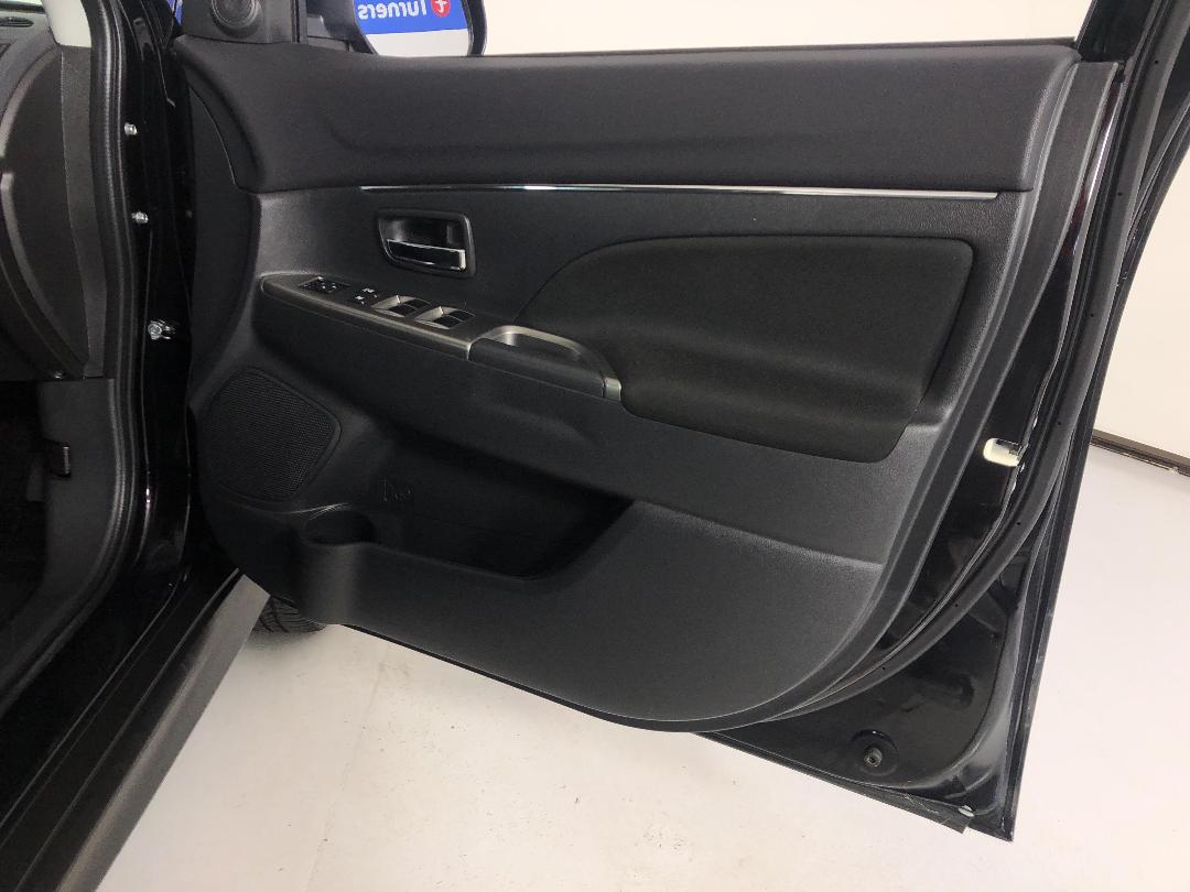 Photo '15' of Mitsubishi ASX Photo '15' of Mitsubishi ASX