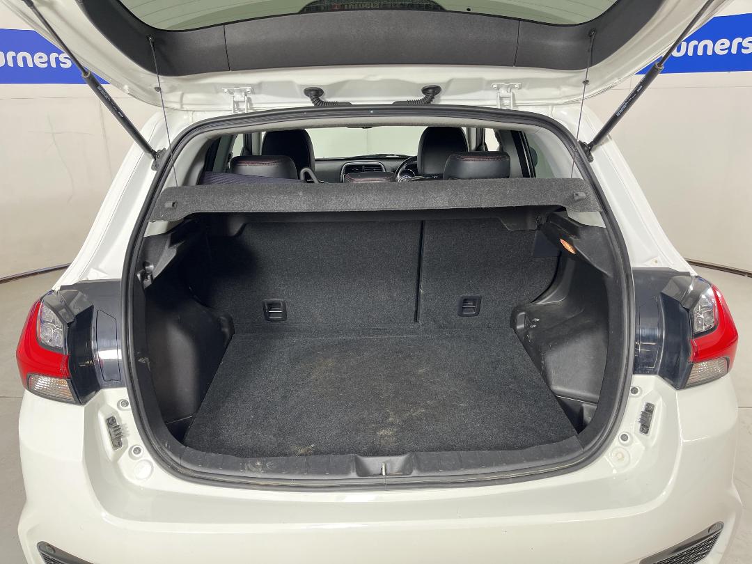 Photo '14' of Mitsubishi ASX