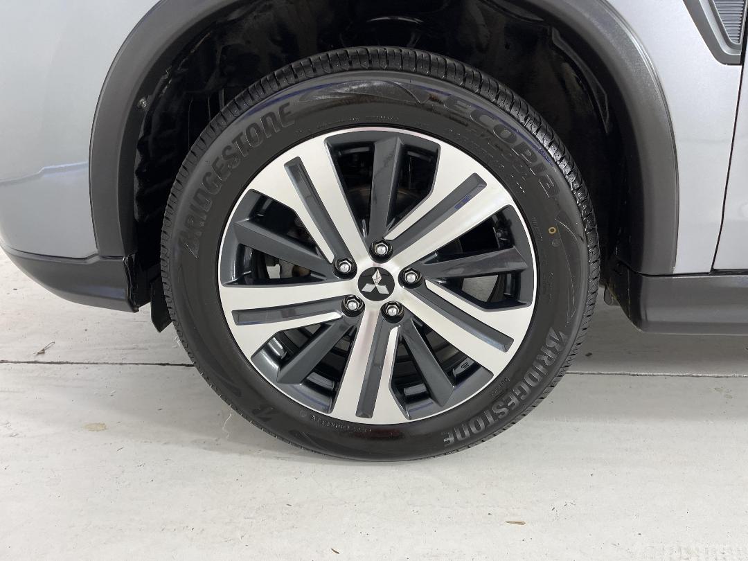 Photo '10' of Mitsubishi ASX