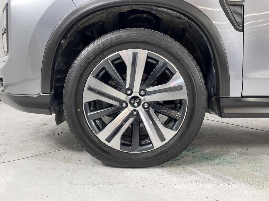 Photo '10' of Mitsubishi ASX