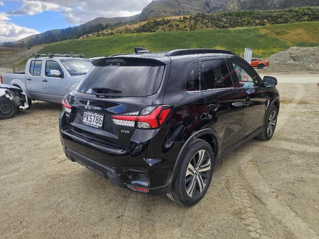 Photo '8' of Mitsubishi ASX VRX