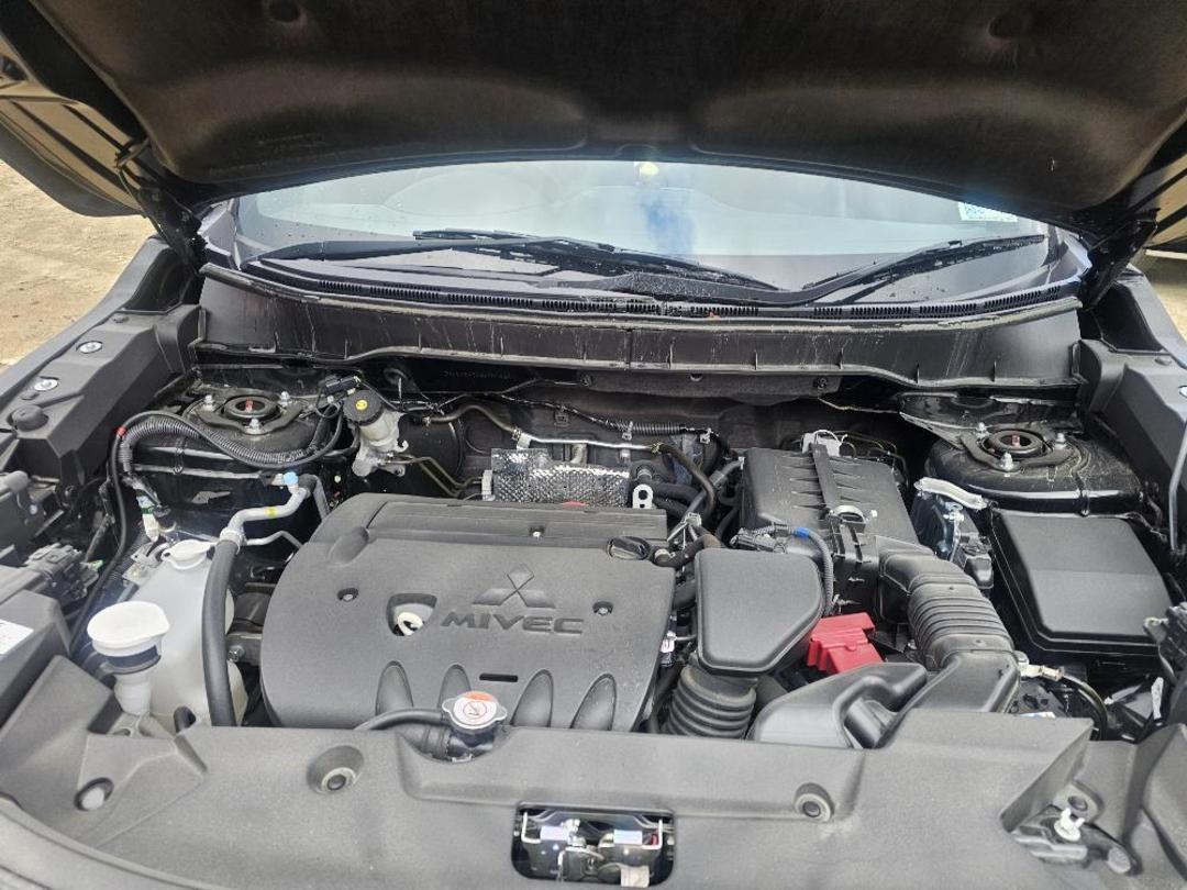 Photo '13' of Mitsubishi ASX VRX