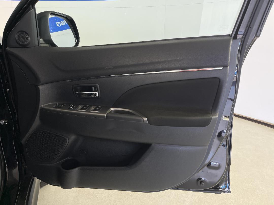 Photo '15' of Mitsubishi ASX Photo '15' of Mitsubishi ASX