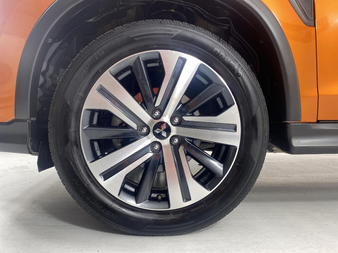 Photo '10' of Mitsubishi ASX