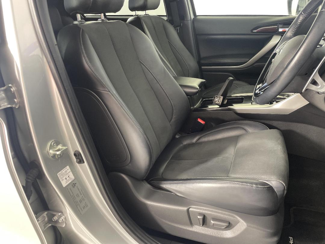 Photo '16' of Mitsubishi Eclipse Cross