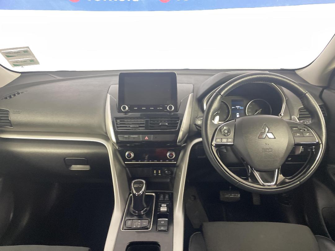 Photo '17' of Mitsubishi Eclipse Cross