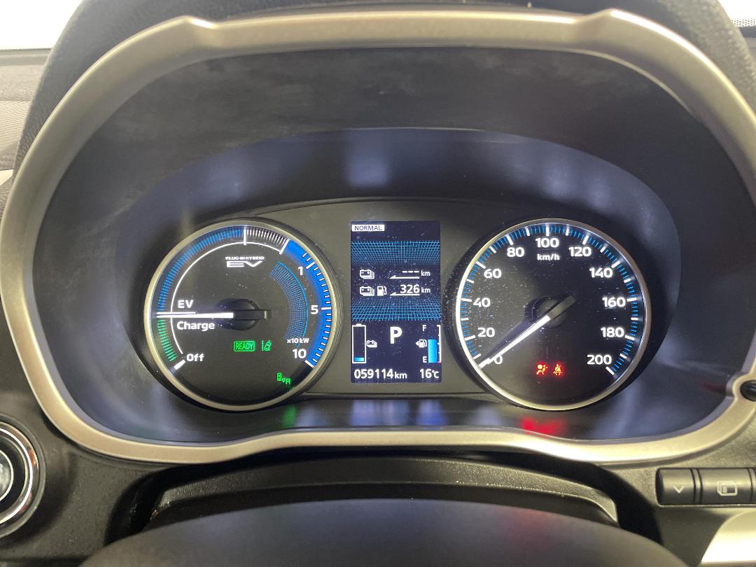 Photo '21' of Mitsubishi Eclipse Cross