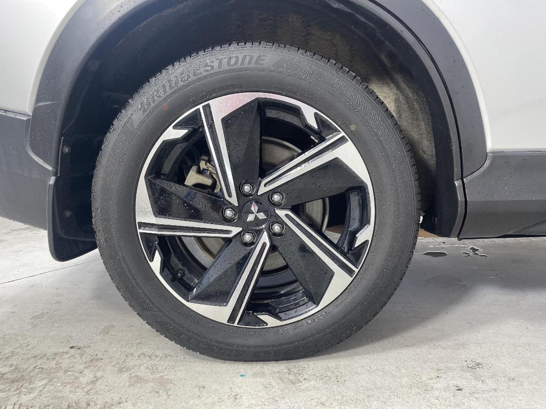 Photo '12' of Mitsubishi Eclipse Cross