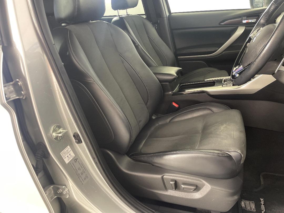 Photo '16' of Mitsubishi Eclipse Cross