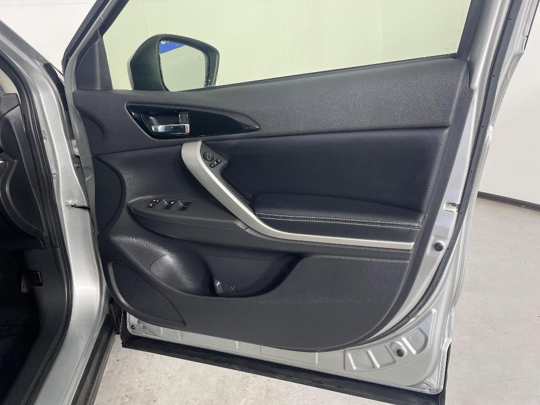 Photo '15' of Mitsubishi Eclipse Cross