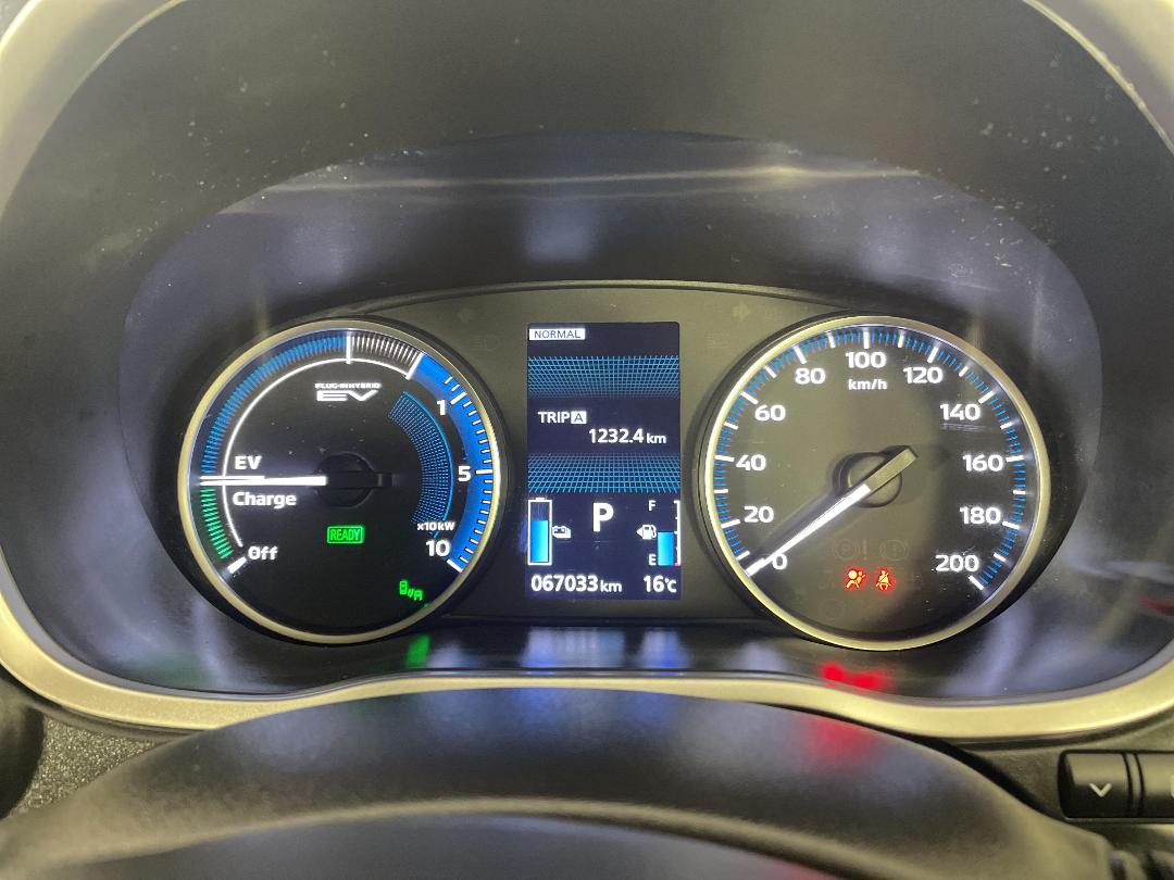 Photo '21' of Mitsubishi Eclipse Cross