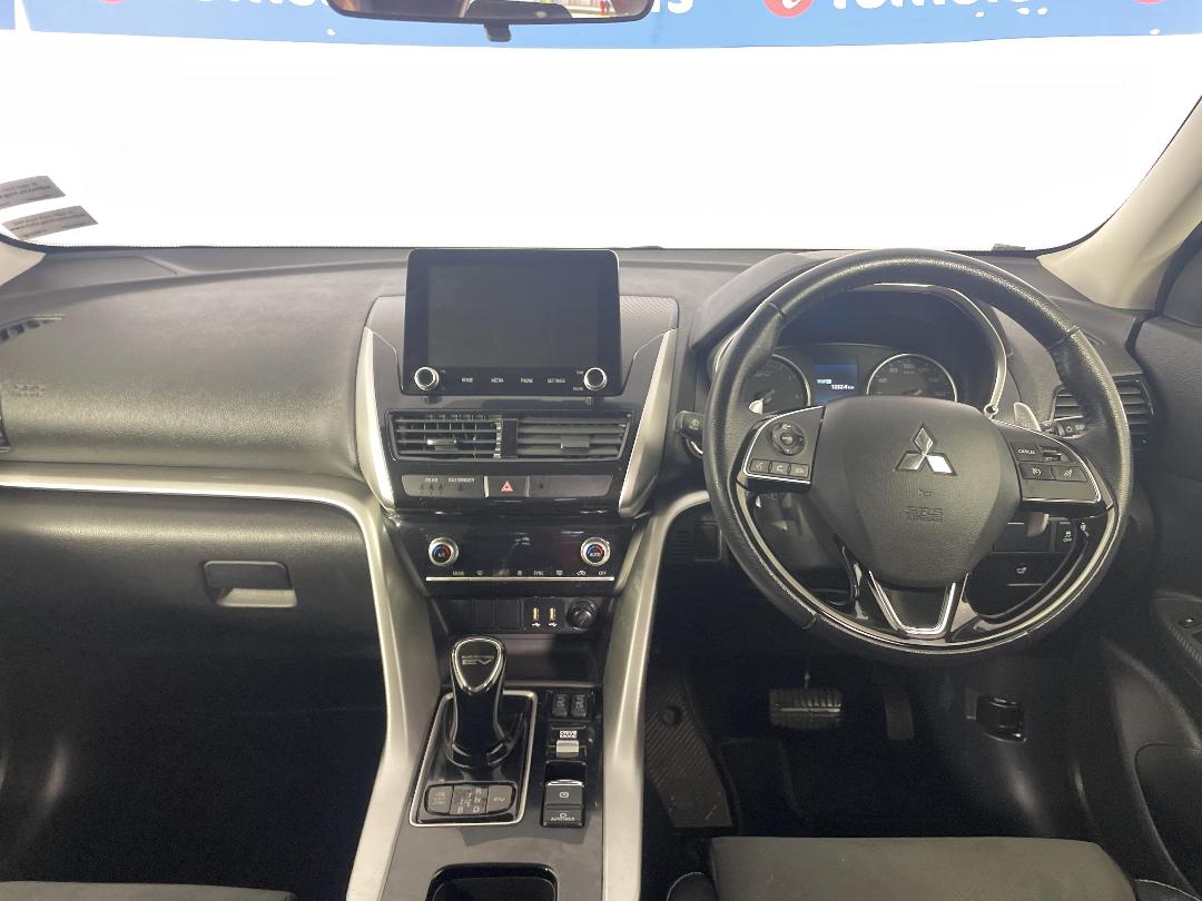 Photo '17' of Mitsubishi Eclipse Cross