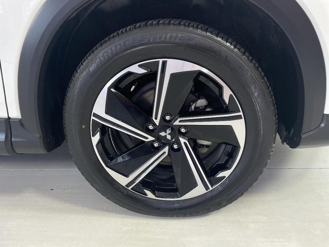 Photo '9' of Mitsubishi Eclipse Cross