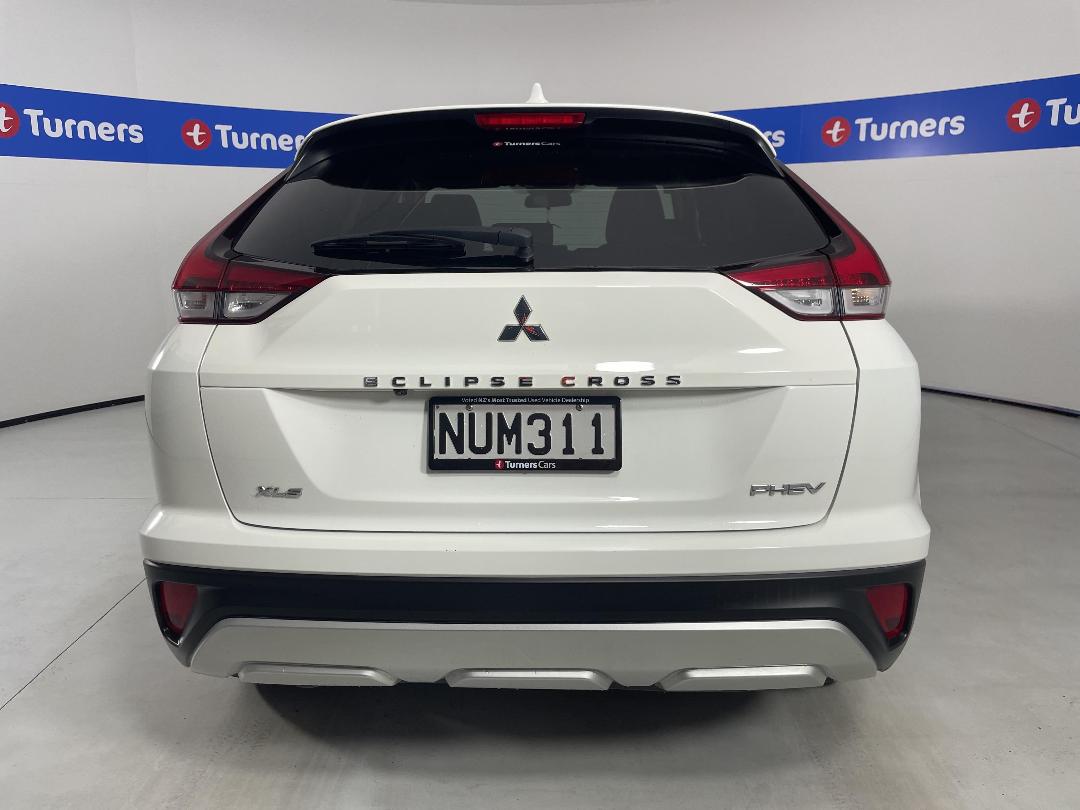 Photo '6' of Mitsubishi Eclipse Cross