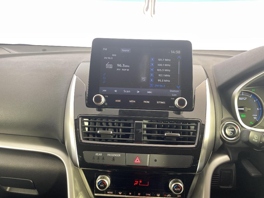 Photo '25' of Mitsubishi Eclipse Cross