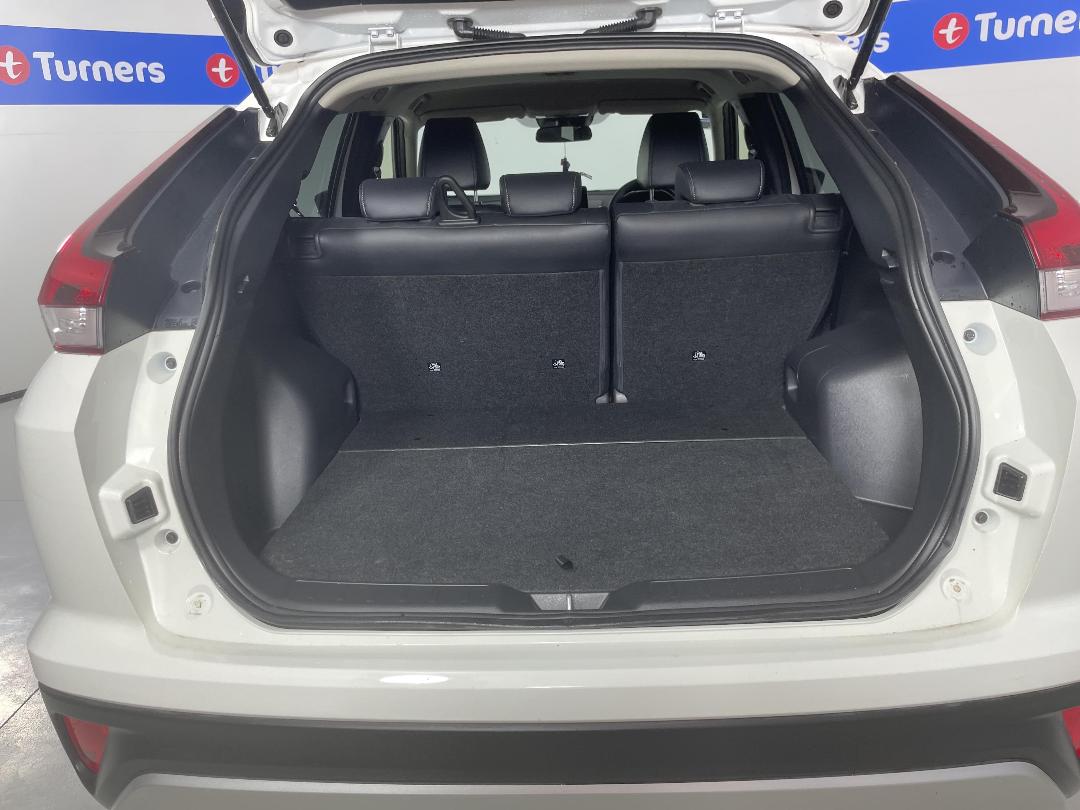 Photo '14' of Mitsubishi Eclipse Cross