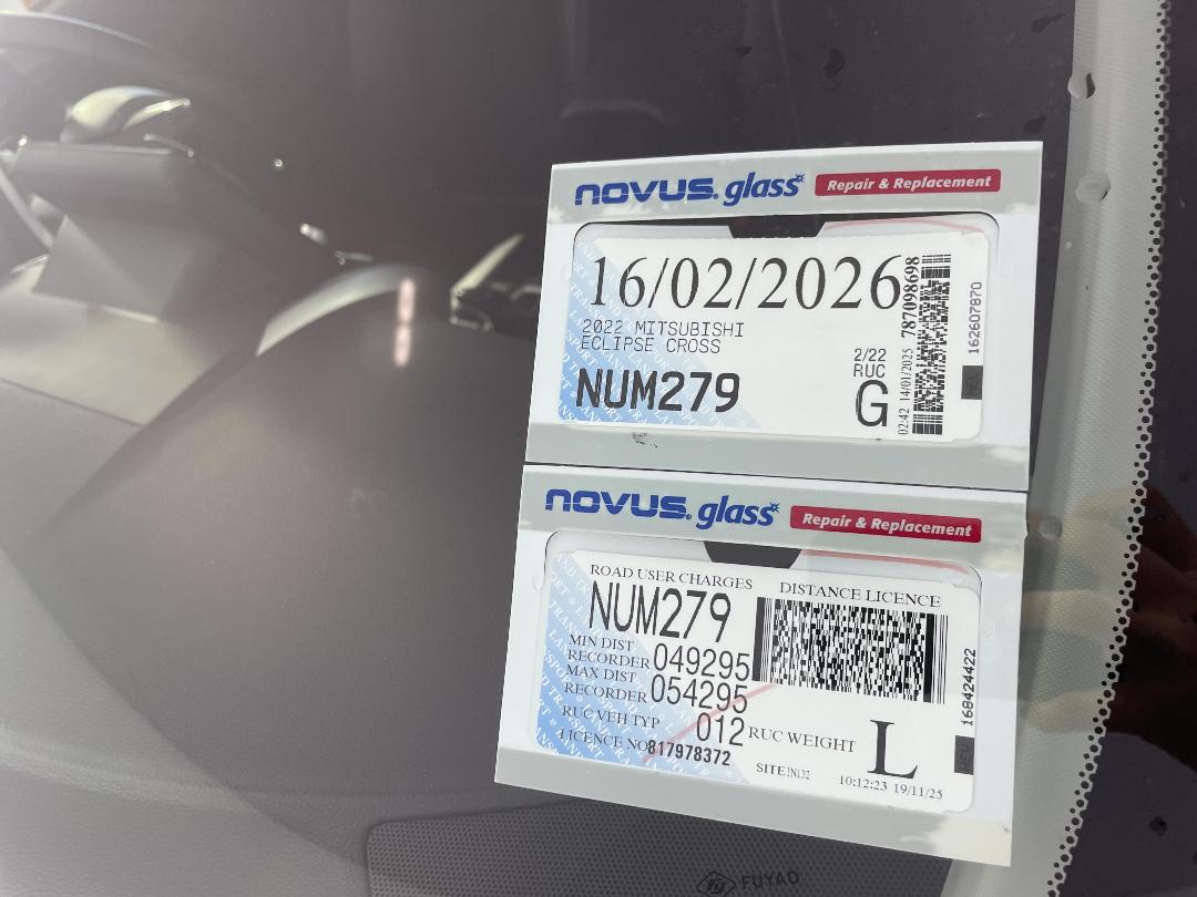 Photo '28' of Mitsubishi Eclipse Cross