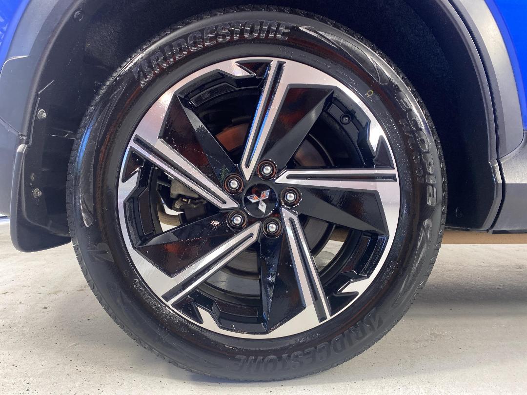 Photo '12' of Mitsubishi Eclipse Cross