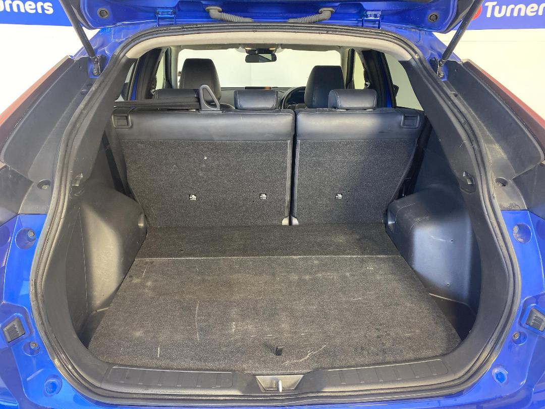 Photo '14' of Mitsubishi Eclipse Cross