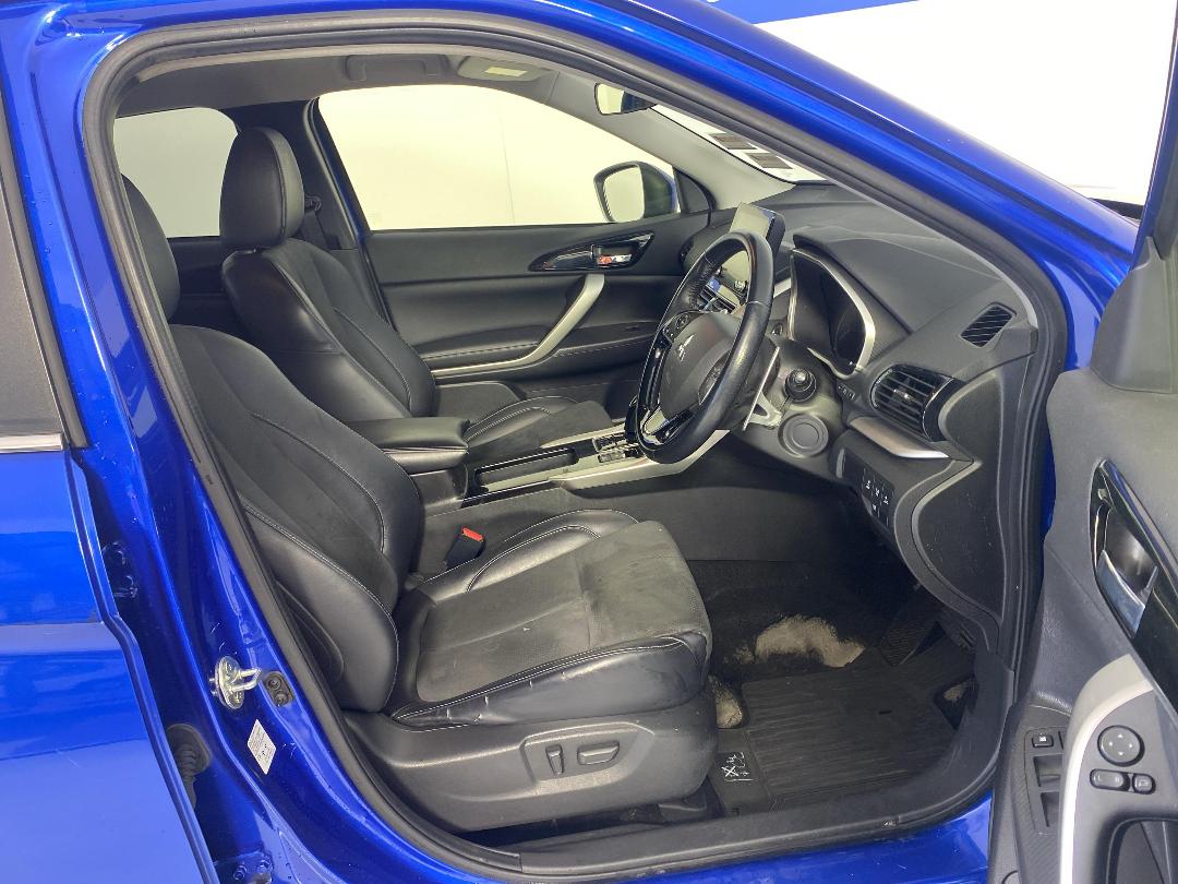 Photo '16' of Mitsubishi Eclipse Cross